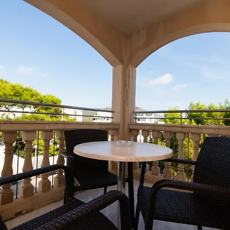 Quijote Park Hotel 2*